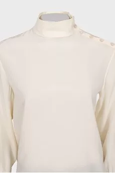 Loose fit blouse with buttons