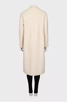 Beige coat with voluminous pockets