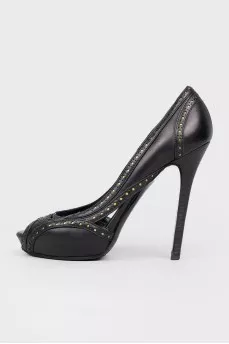 Cut-out stilettos
