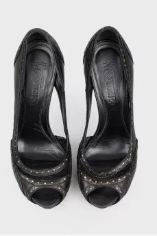 Cut-out stilettos