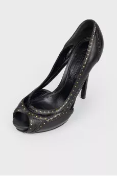 Cut-out stilettos