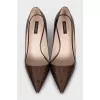 Brown stiletto pumps