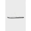 White leather flip flops with tag