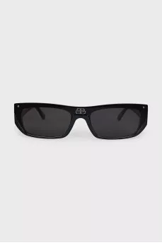 Sunglasses with logo in the center