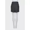 Gray skirt with belt