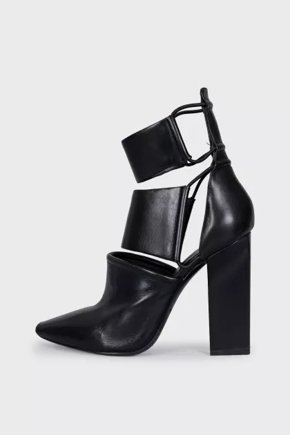 Mackenzie shoes