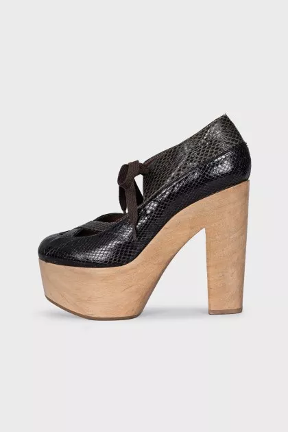 Brown high-heeled shoes