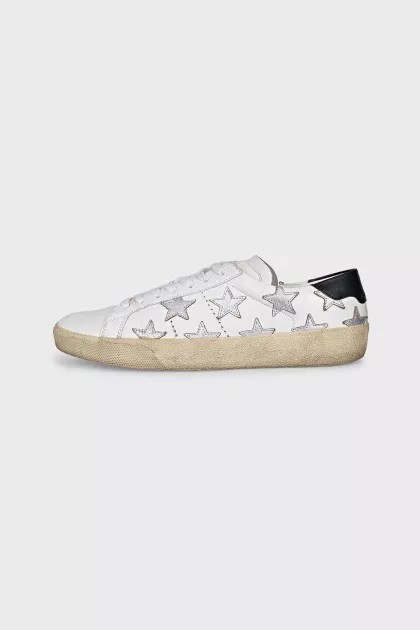 Leather sneakers decorated with stars