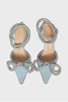 Sparkly shoes with rhinestones