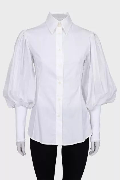 Fitted shirt with translucent sleeves