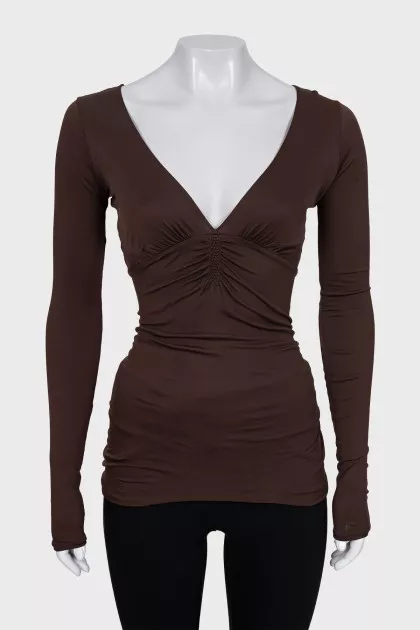 Brown pullover with relief pattern