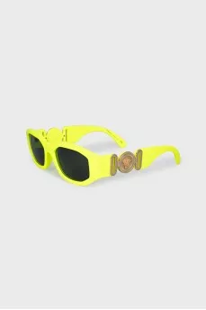 Sunglasses with a bright frame and logo