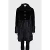 Fitted fur coat with buttons
