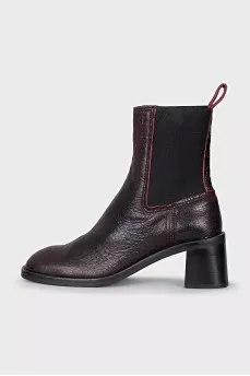 Leather boots with cracked effect