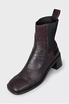 Leather boots with cracked effect