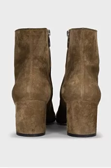 Green suede ankle boots with medium heels