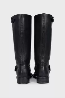 Leather boots with buckles