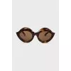 Sunglasses with shaped frames