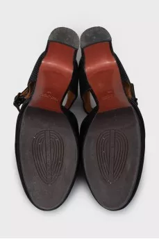 Suede and canvas shoes
