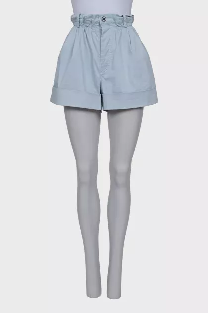 Shorts with frill and patch pockets