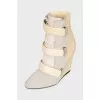 Ankle boots with pony skin and velcro