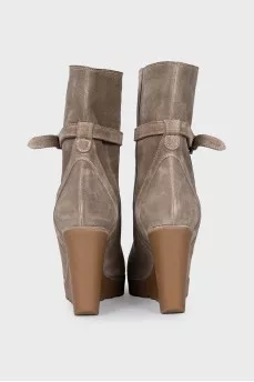Suede ankle boots with strap