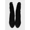 Suede ankle boots with zip