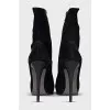 Suede ankle boots with zip