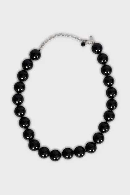 Black bead necklace