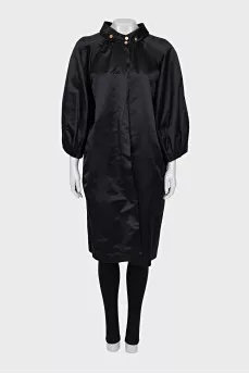 Loose-fitting coat with puffy sleeves