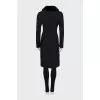 Fitted coat with fur collar