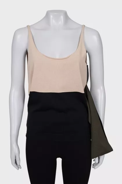Two-tone straight cut top
