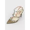 Sharp nose sandals