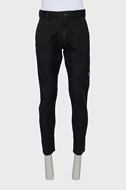 Men's trousers with a branded patch
