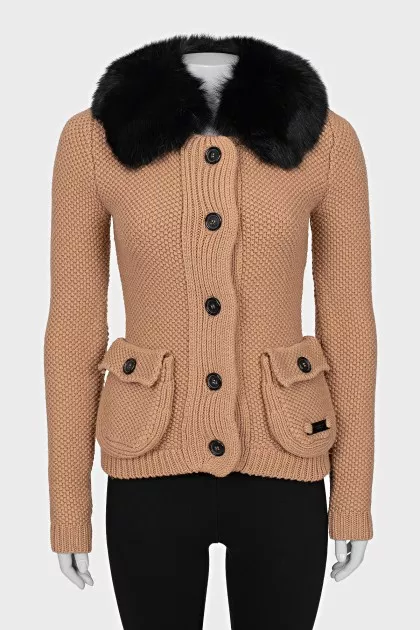 Knitted cardigan with removable fur