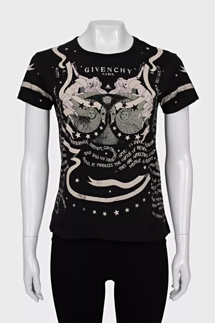 Black straight cut t-shirt with print