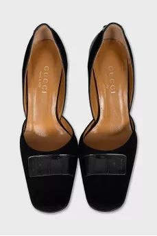 Black square-toe shoes