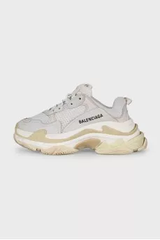 Кроссовки белого цвета Triple S