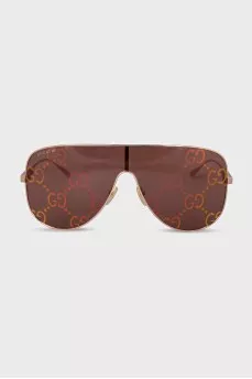 Sunglasses with mirrored lenses in a print