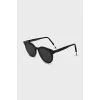 Black round frame sunglasses
