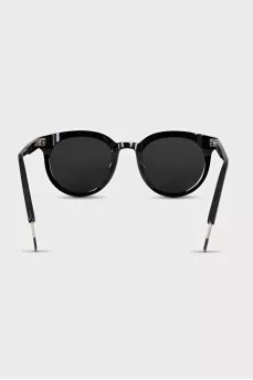 Black round frame sunglasses
