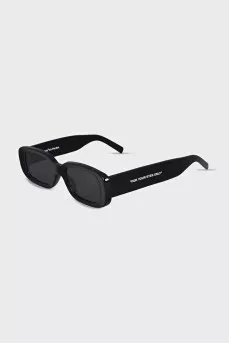 Black rectangular frame sunglasses