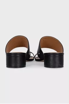 Tabi leather mules
