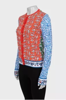 Set of a top and a cardigan with buttons