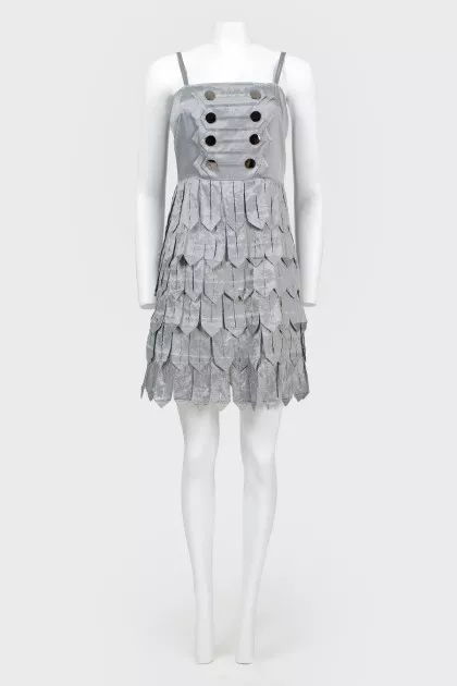 Blick with a large fringe on the straps