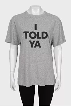 Gray straight t-shirt with print