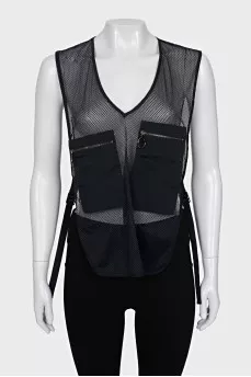 Mesh top with zip patch pockets