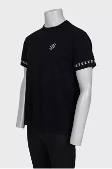 Men's T-shirt with branded print on the sleeves