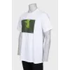 Men's white printed t-shirt