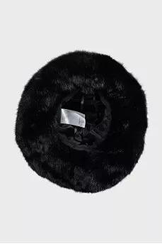 Black fur hat